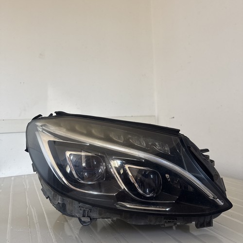 Faro anteriore destro per